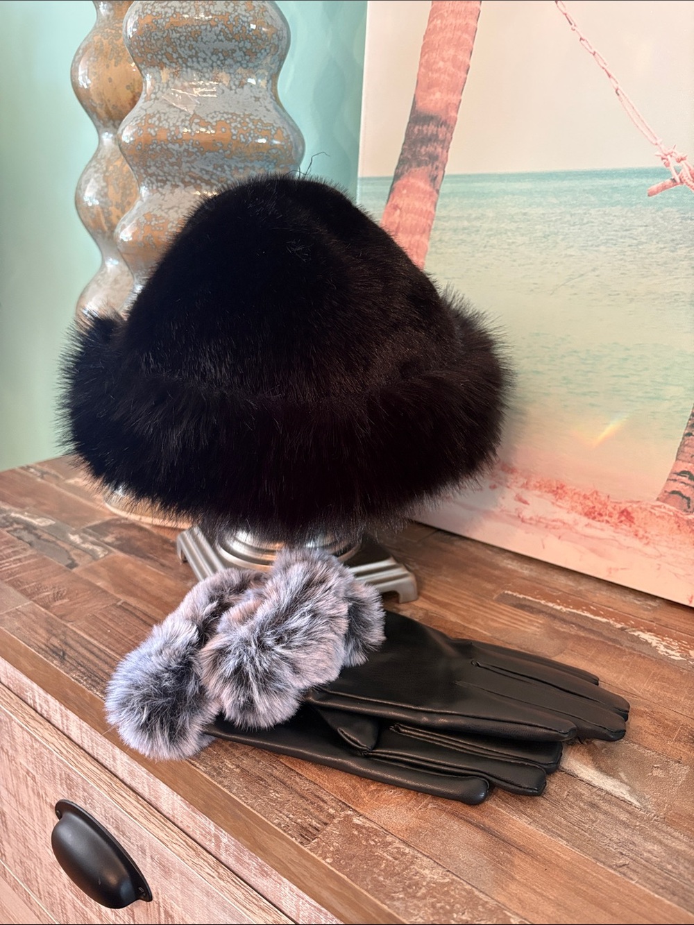 NWT Black Faux Fur Bucket Hat - and gloves Women Accessories